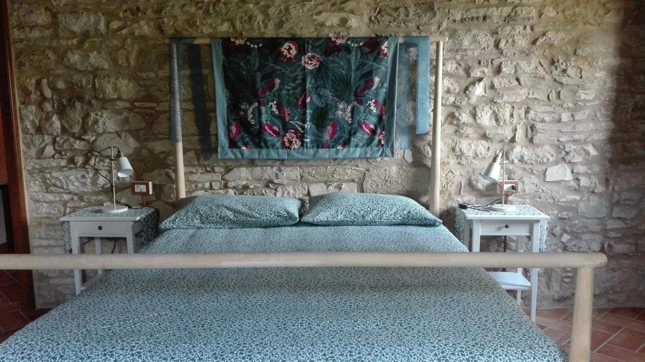 Casale Le Fontanelle Hotel Monte Grimano Terme Bagian luar foto